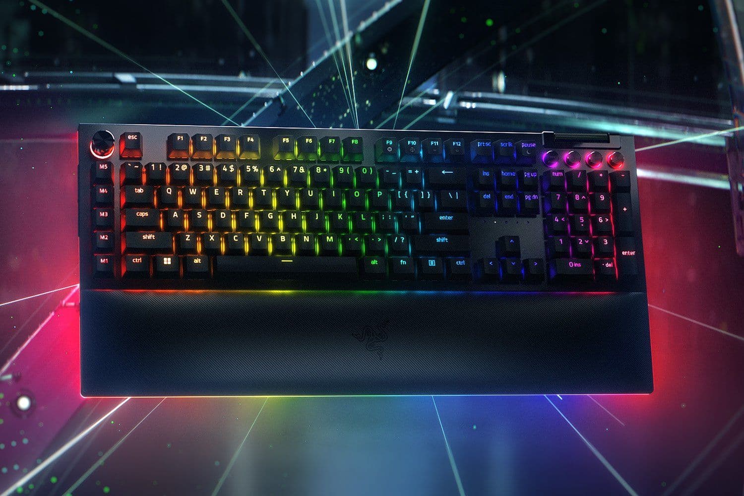 کیبورد مکانیکی گیمینگ Razer BlackWidow V4 Pro؛ تصویر رسمی ریزر