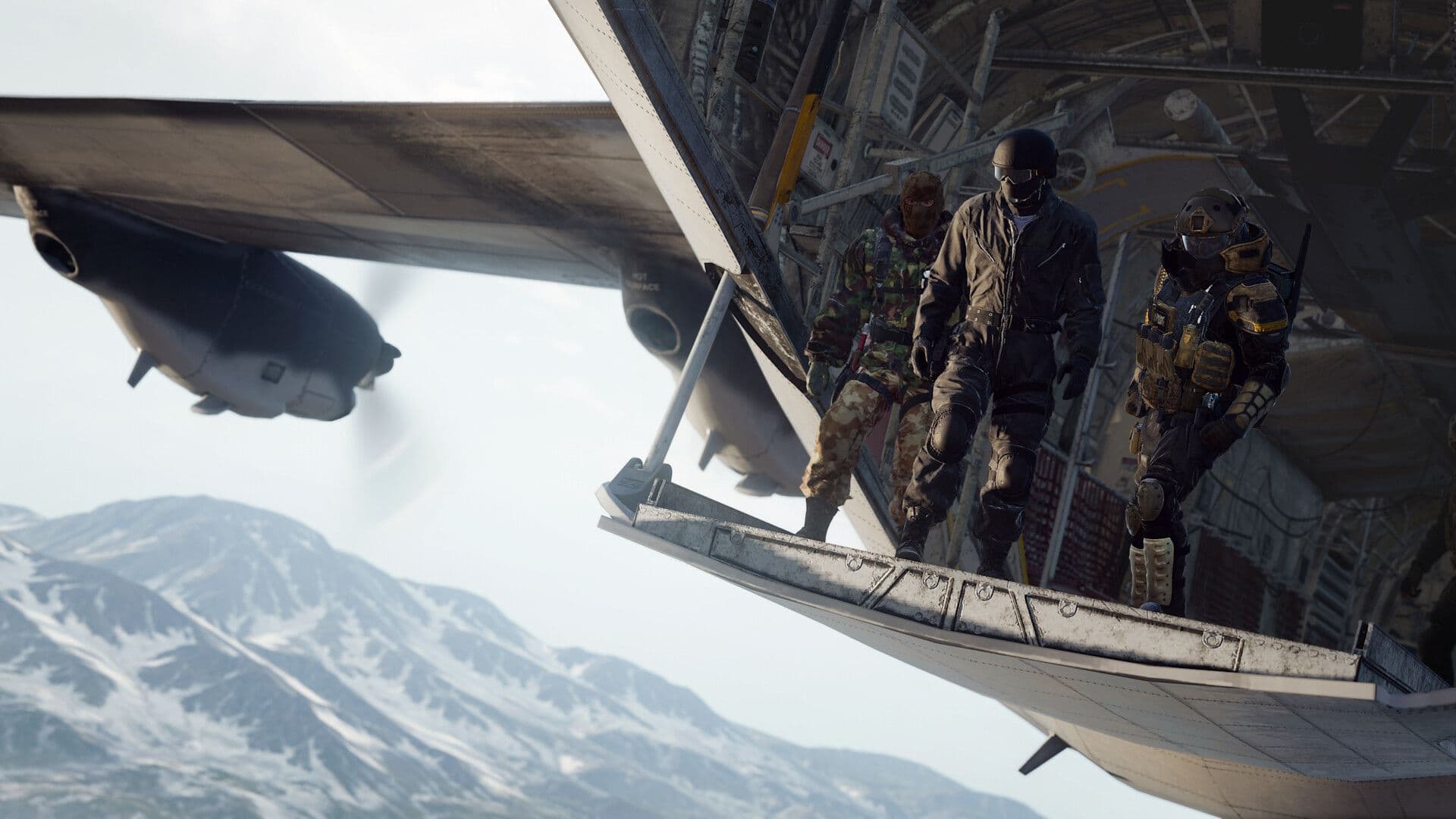 پرش گروه از هواپیمای باری؛ تصویر رسمی Call of Duty: Warzone